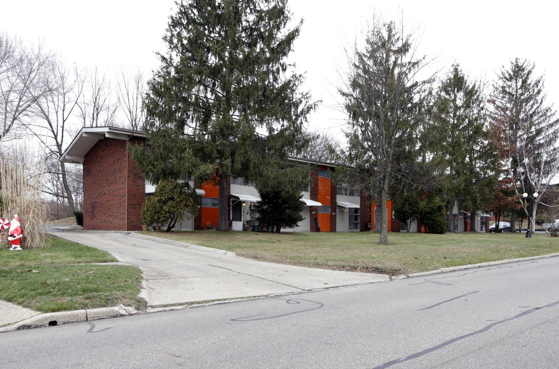 Hollenden House in Akron, OH - Foto de edificio