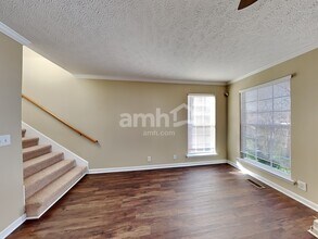 5224 Ridgefalls Way in Nashville, TN - Foto de edificio - Building Photo