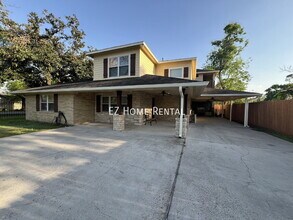 1014 Roxella St in Houston, TX - Building Photo - Building Photo