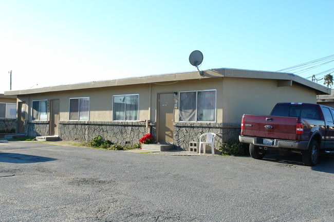 756 Kilbreth Ave in Salinas, CA - Building Photo - Building Photo