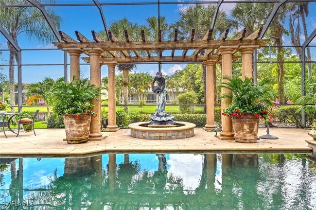 property at 481 Crestwood Rd