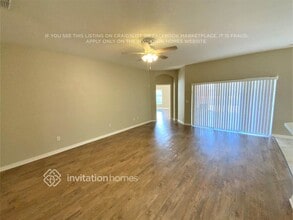 9301 Edistro Pl in New Port Richey, FL - Building Photo - Building Photo