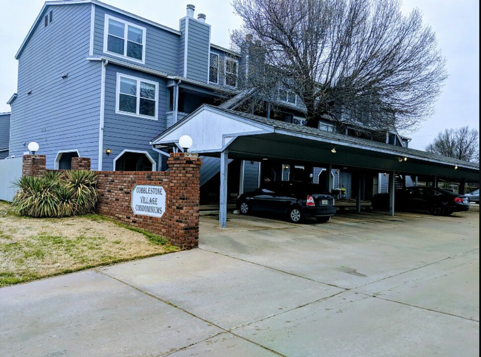 2433 E 87th St in Tulsa, OK - Building Photo