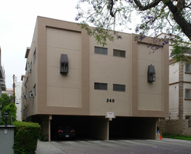 340 N Palm Dr in Beverly Hills, CA - Building Photo - Building Photo