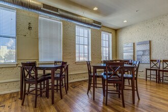 1509 Washington St, Unit 2B in Vicksburg, MS - Building Photo - Building Photo