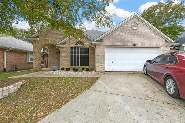 4417 Slick Rock Chase in Euless, TX - Foto de edificio - Building Photo