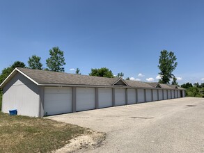 Marsh Ridge Apartments in Muir, MI - Building Photo - Building Photo