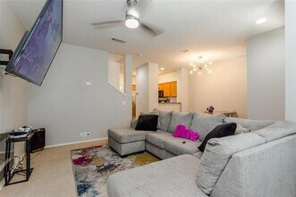 2747 Hyde Park Dr in Grand Prairie, TX - Building Photo - Building Photo