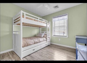 334 E Bayview Ave in Ocean Gate, NJ - Building Photo - Building Photo