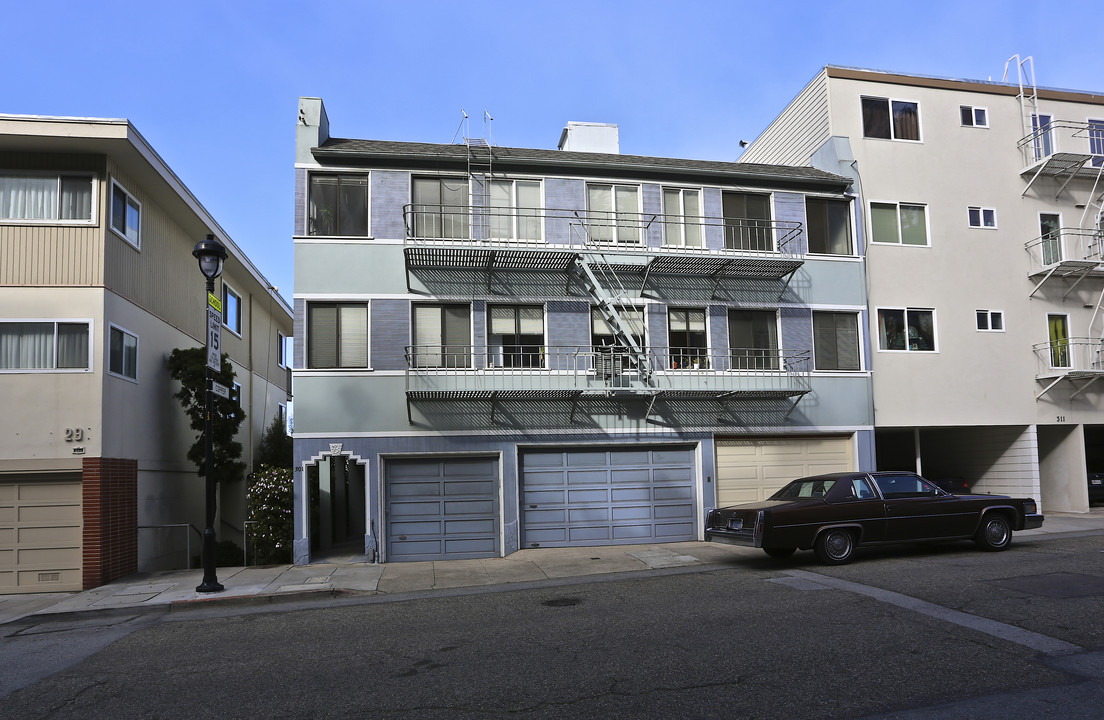 301 Graystone Ter in San Francisco, CA - Building Photo