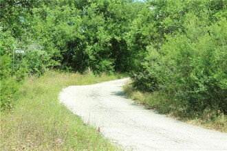 22714 State Hwy 71 in Spicewood, TX - Building Photo - Building Photo