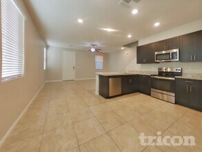12577 W Steed Ridge in Peoria, AZ - Foto de edificio - Building Photo