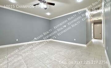 40015 Champion Tif Dr E in Gonzales, LA - Foto de edificio - Building Photo