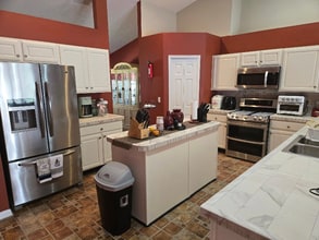 672 Basingstoke Ct in Kissimmee, FL - Building Photo - Building Photo