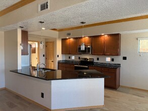 2039 Cougar Run Ct SE in Albuquerque, NM - Building Photo - Building Photo