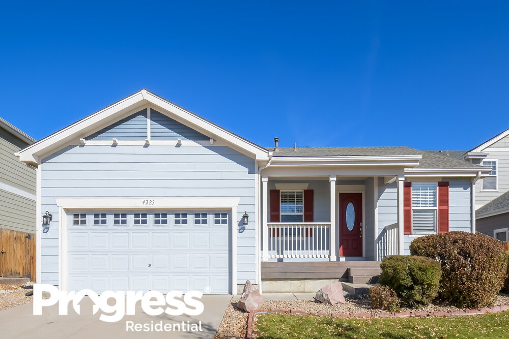 4223 Pioneer Pl in Brighton, CO - Foto de edificio