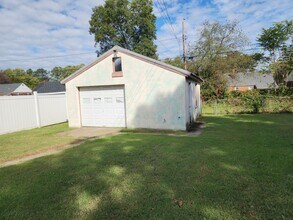 2320 Williamsburg Rd in Richmond, VA - Building Photo - Building Photo