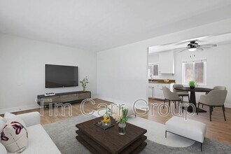 271 16th Pl in Costa Mesa, CA - Building Photo - Building Photo