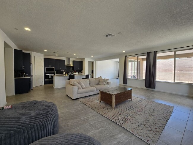 property at 38 Avenida Colibri
