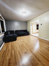 6 Rose Ave in Jersey City, NJ - Building Photo - Building Photo