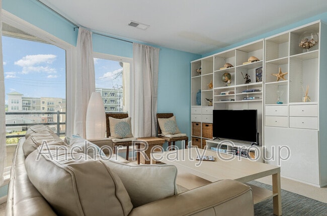 304 28th St in Virginia Beach, VA - Building Photo - Building Photo