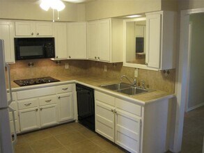 6117 Rincon Way in Dallas, TX - Building Photo - Building Photo