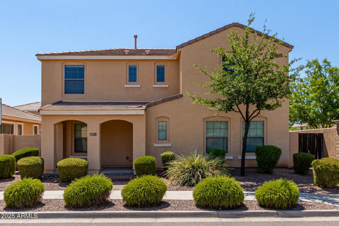 3466 E Milky Way in Gilbert, AZ - Building Photo