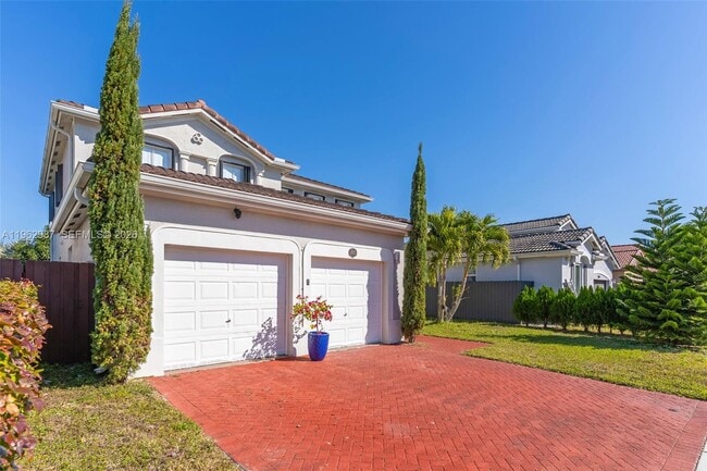 16605 SW 55th Terrace in Miami, FL - Building Photo - Building Photo