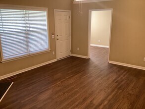 505 Hidden Cellars Dr in Holly Springs, NC - Building Photo - Building Photo