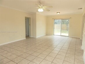 7580 Fillmore St in Hollywood, FL - Building Photo - Building Photo