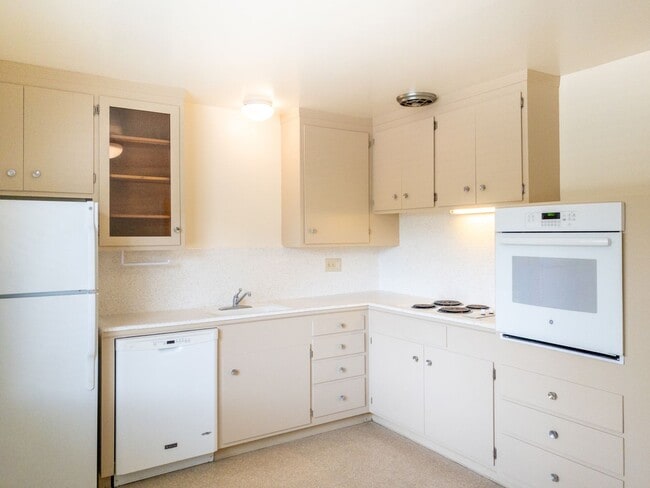 property at 36 Ross Ave