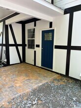 115 Wild Primrose Ln, Unit 115 in Chapel Hill, NC - Building Photo - Building Photo