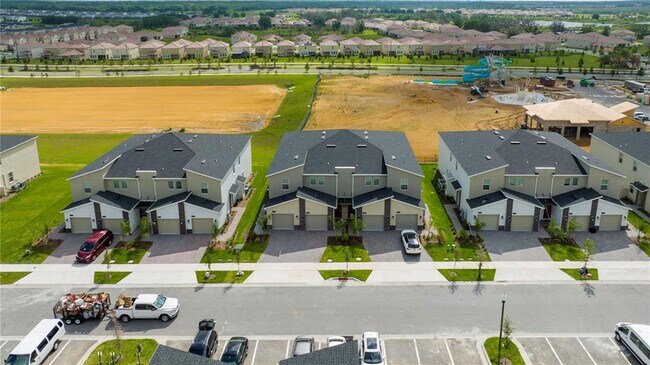 1039 Splash Shot Pl in Davenport, FL - Building Photo - Building Photo