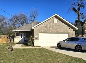 4134 Ball St in Dallas, TX - Building Photo