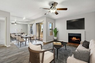 Twin Palms in Mesa, AZ - Building Photo - Building Photo