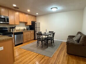 205 Kent St, Unit 26 in Brookline, MA - Building Photo - Building Photo