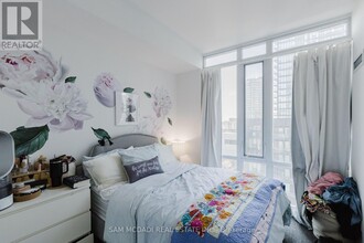 170-170 Fort York Blvd in Toronto, ON - Building Photo - Building Photo