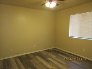 1939 Wickieup Ave in Kingman, AZ - Building Photo - Building Photo
