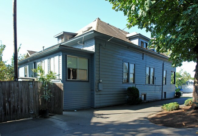 280-290 18th St NE in Salem, OR - Foto de edificio - Building Photo