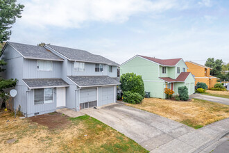 Benjamin's Corner in Hillsboro, OR - Foto de edificio - Primary Photo