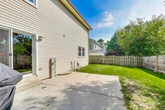 5370 Sequoia Ct in Gurnee, IL - Building Photo - Building Photo