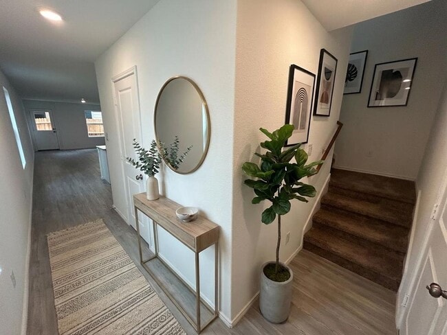 11026 Tree Line in San Antonio, TX - Building Photo - Building Photo