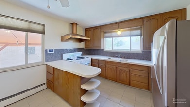 4030 S Fox St in Englewood, CO - Foto de edificio - Building Photo