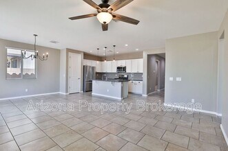 20933 W Almeria Rd in Buckeye, AZ - Building Photo - Building Photo