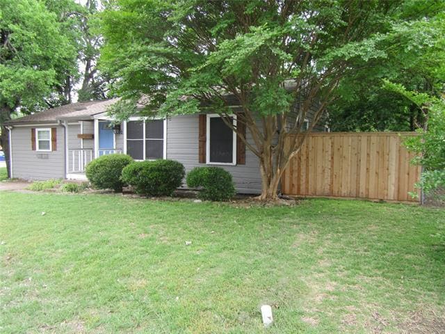 property at 502 Oak St