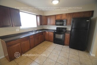 7926 W Avalon Dr in Phoenix, AZ - Building Photo - Building Photo