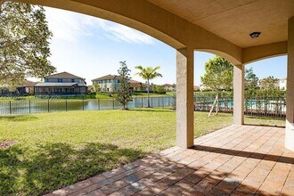8630 Lakeside Bnd in Parkland, FL - Building Photo - Building Photo