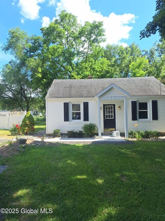 property at 2A Hillview Ave