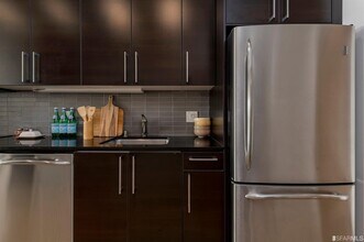 200 2nd St-Unit -206 in Oakland, CA - Building Photo - Building Photo