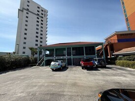 731 Pensacola Beach Blvd in Pensacola Beach, FL - Building Photo